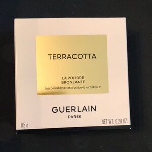 🌞 Guerlain Terracotta Bronzer Powder in Shade 02 Medium Cool 🌞